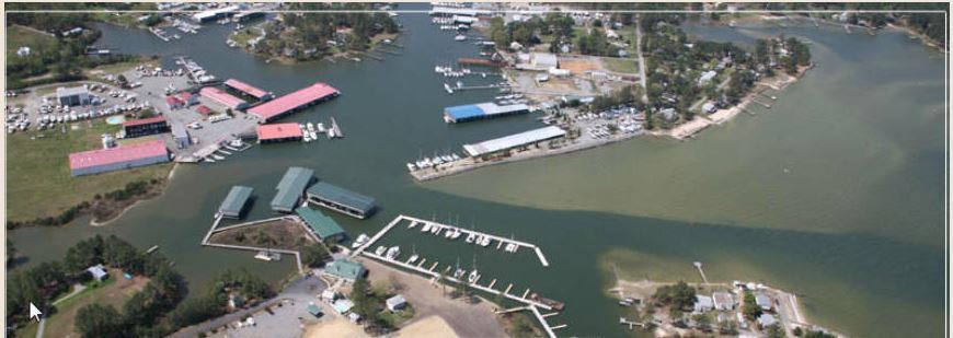 Doziers Regatta Point Overhead view
